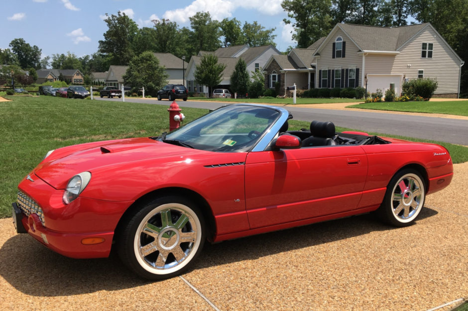 2004 Ford Thunderbird