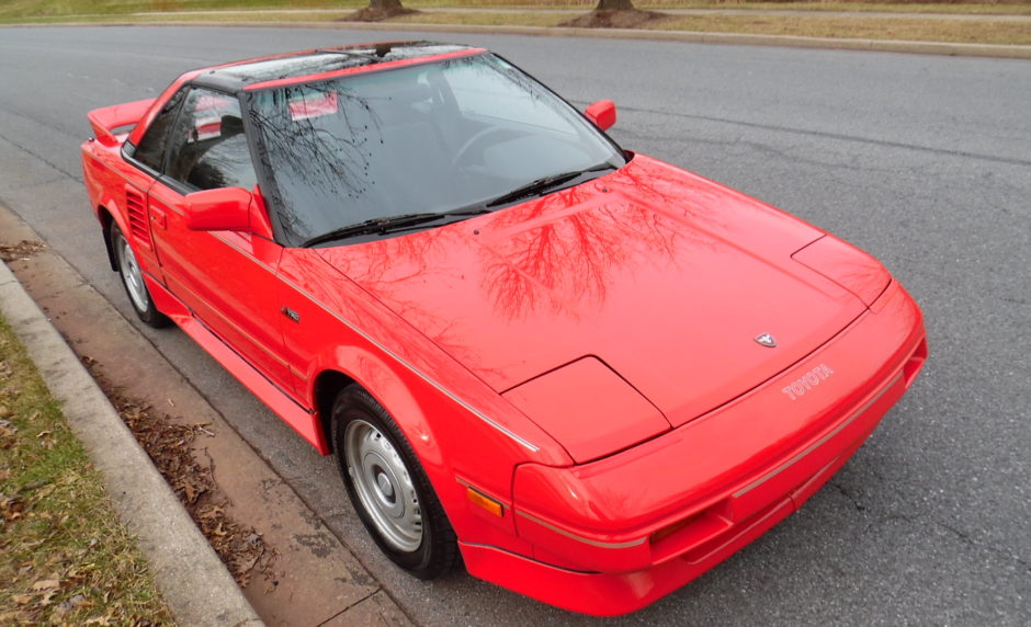 1989 Toyota MR2 T-Bar