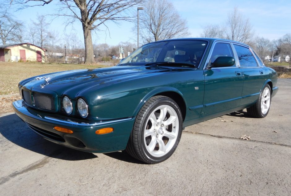 2001 Jaguar XJR