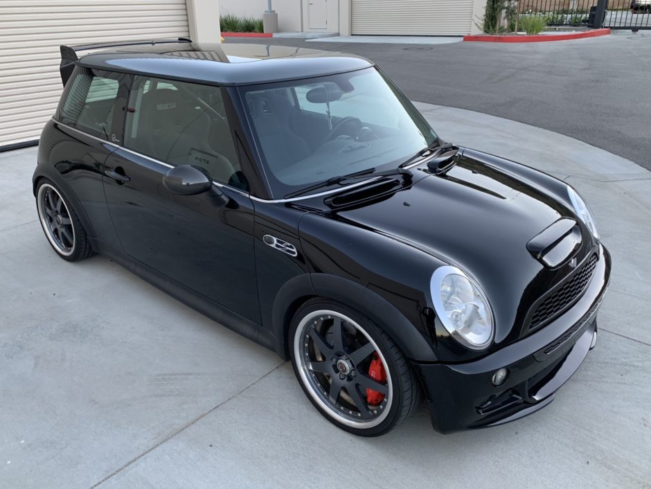 Modified 2004 Mini Cooper S 6-Speed