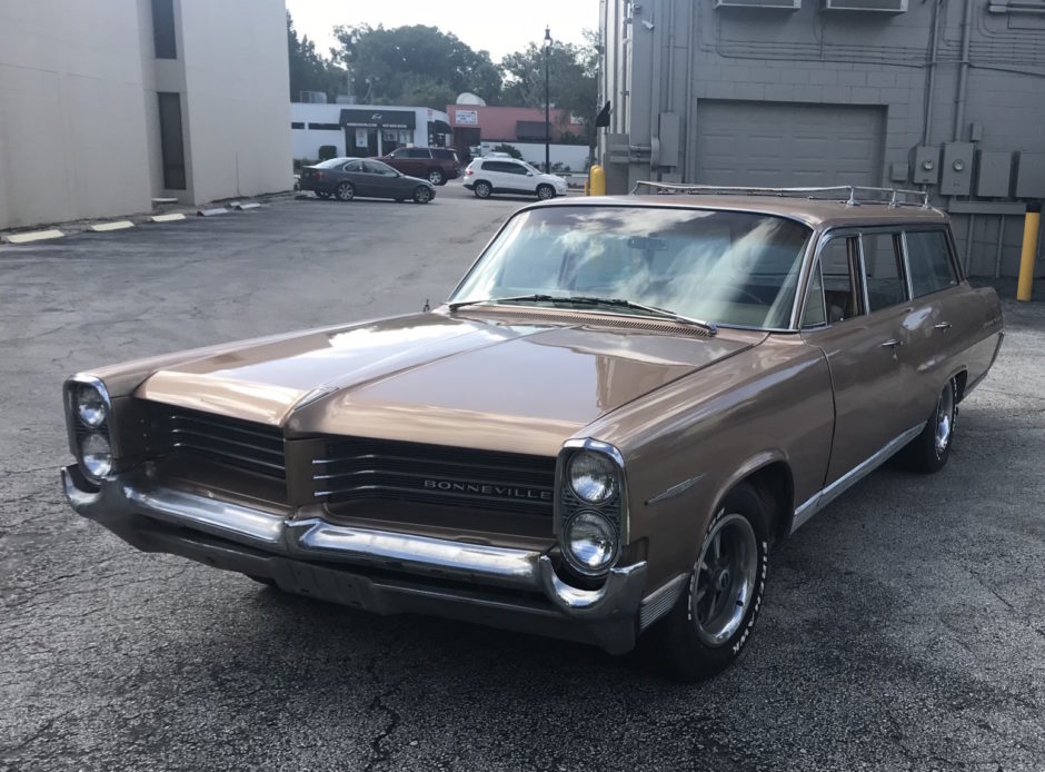 1964 Pontiac Bonneville Wagon