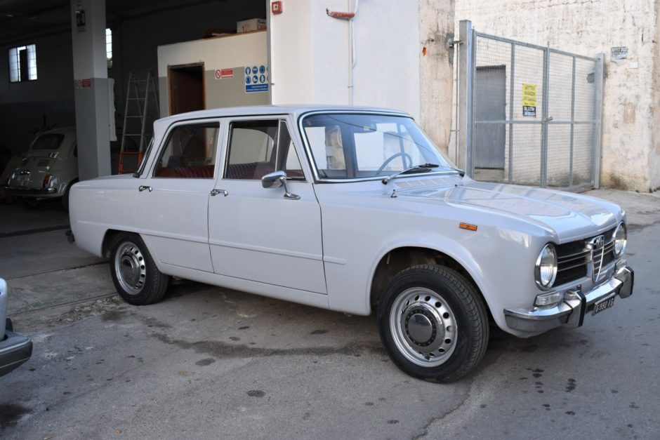 1970 Alfa Romeo Giulia 1300 Ti