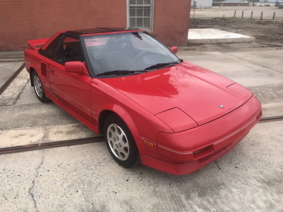1989 Toyota MR2 Supercharged 5-Speed