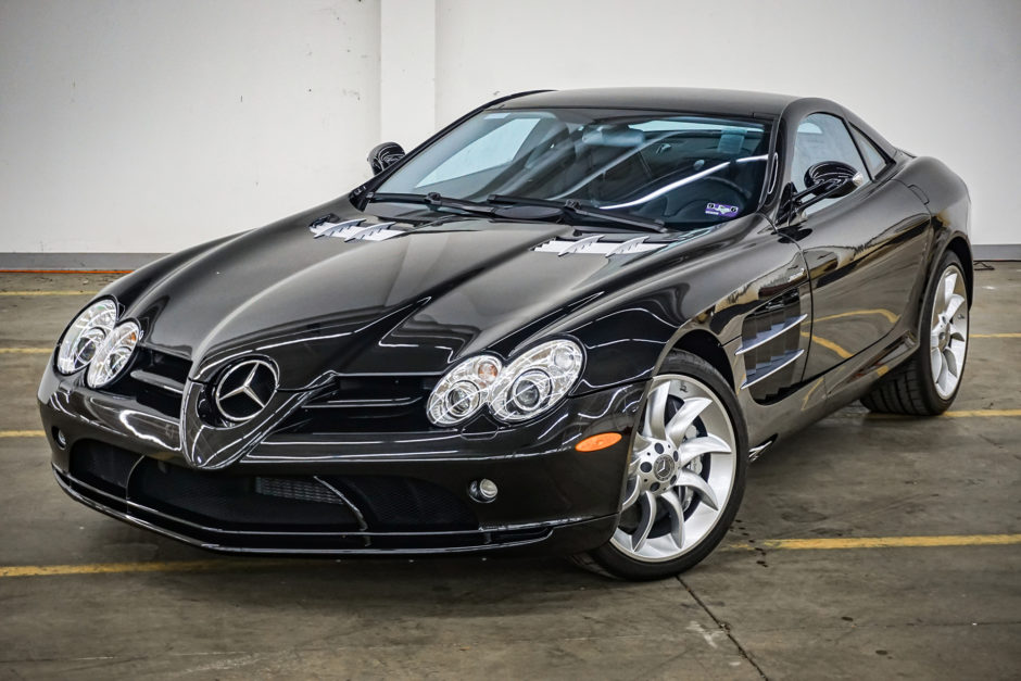 686-Mile 2005 Mercedes-Benz SLR McLaren