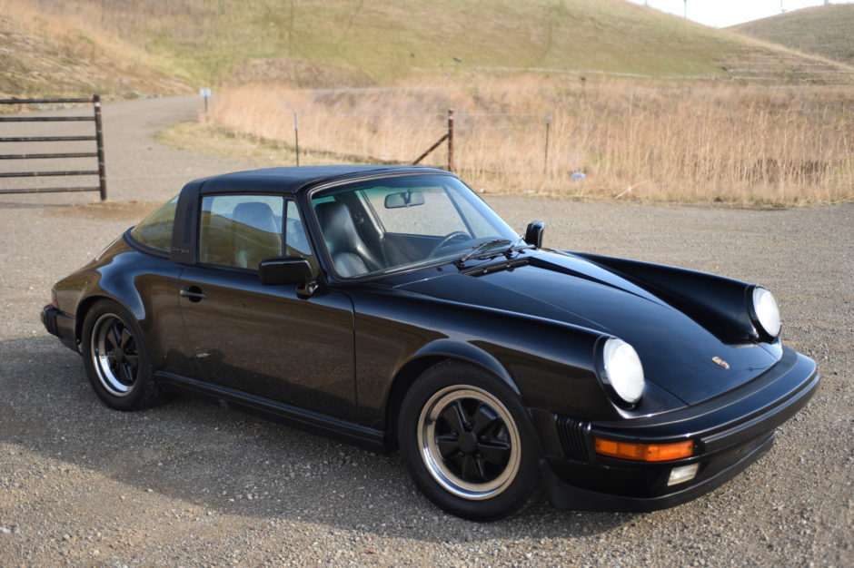 1987 Porsche 911 Carrera Targa
