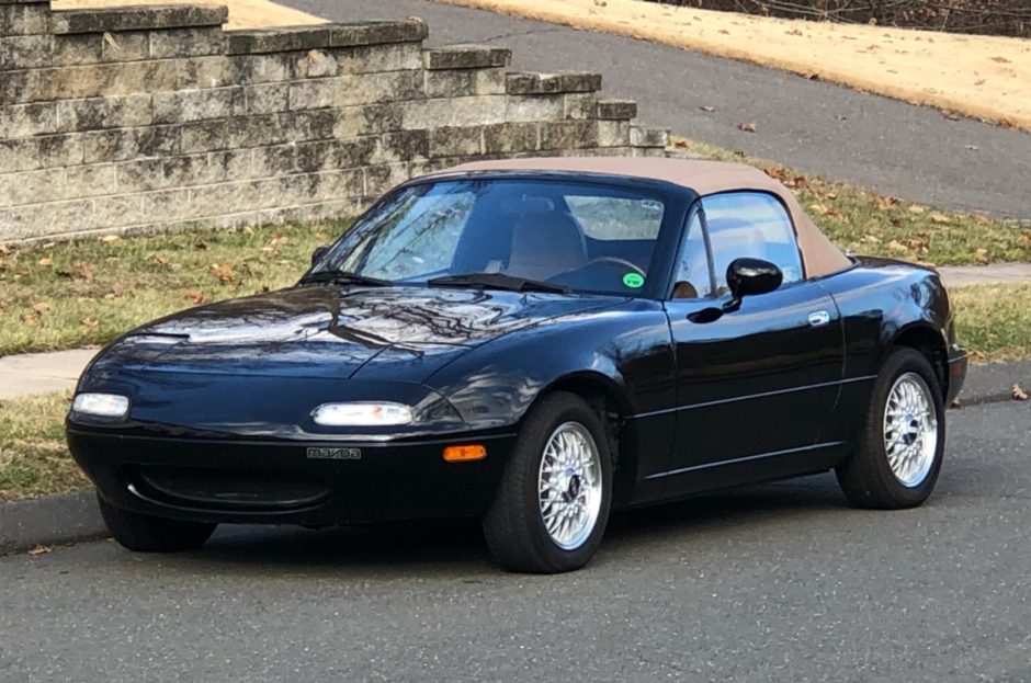 No Reserve: 31k-Mile 1992 Mazda Miata 5-Speed