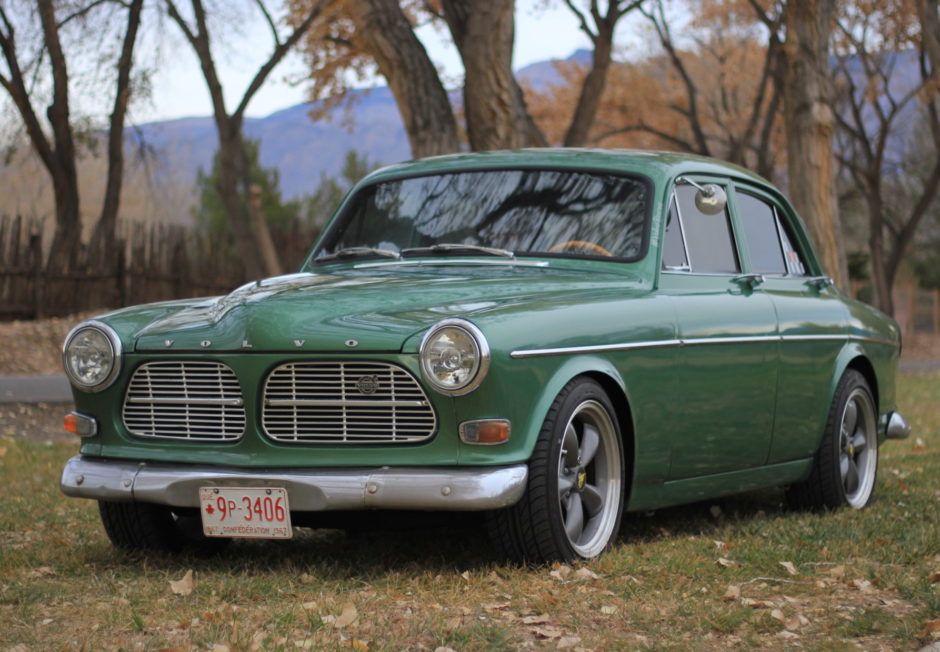 Modified 1967 Volvo 122S 4-Speed