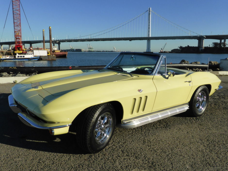 1965 Chevrolet Corvette Convertible 327/350 4-Speed