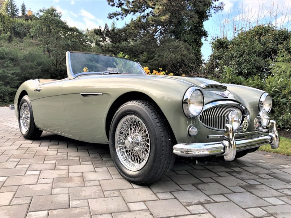 1962 Austin-Healey 3000 BT7 4-Seat Roadster