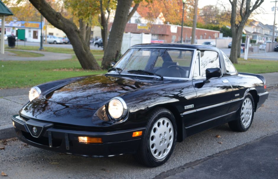19k-Mile 1989 Alfa Romeo Spider Quadrifoglio