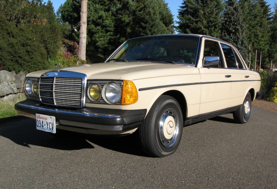 1982 Mercedes-Benz 240D