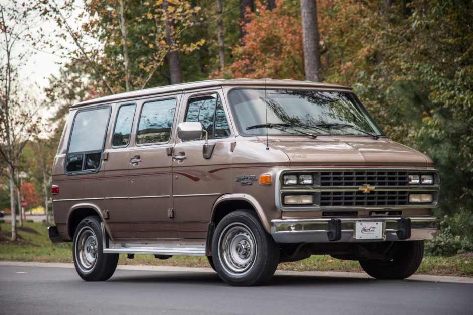 No Reserve: 1995 Chevrolet G20 Mark III Conversion Van