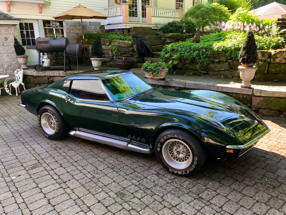 1969 Chevrolet Corvette 350/350HP Coupe 4-Speed
