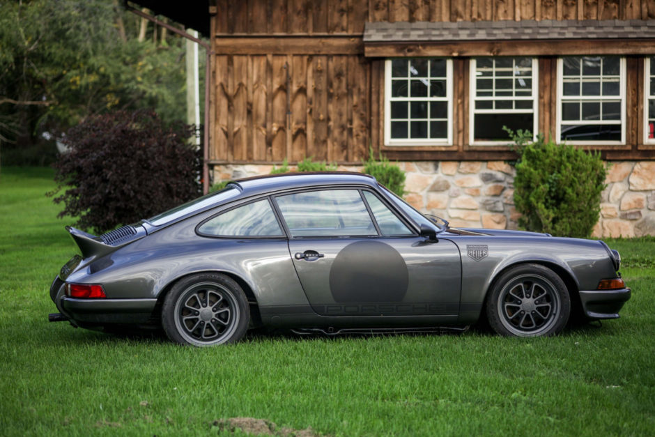 Backdated 1975 Porsche 911S Coupe 3.2L