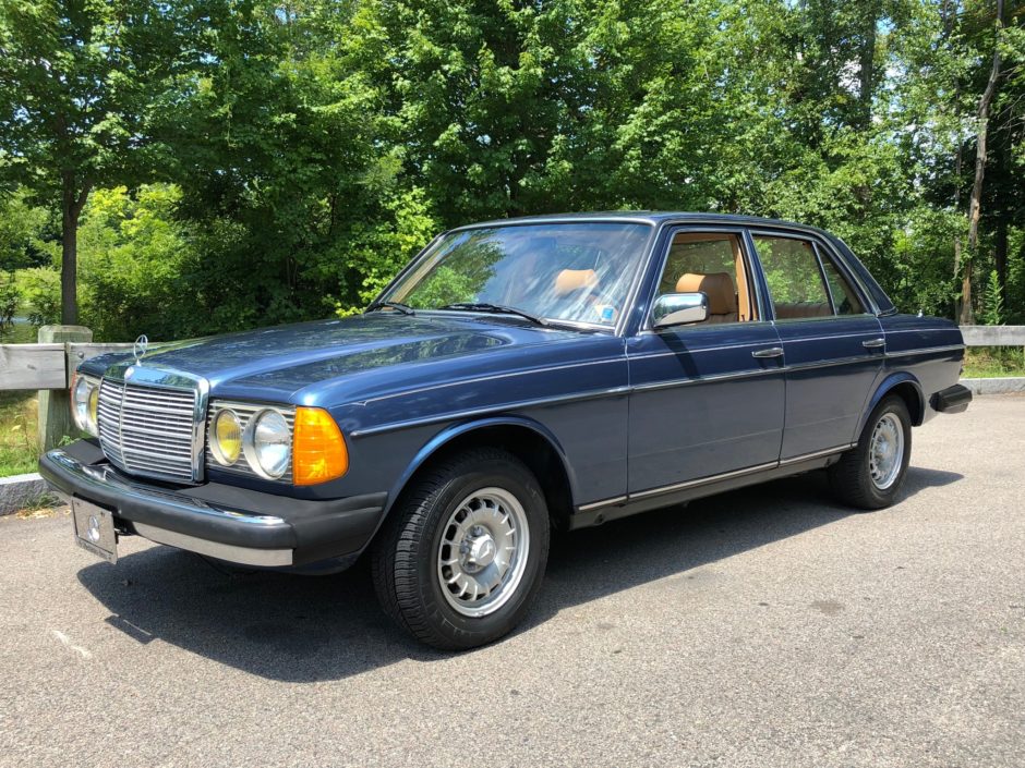 No Reserve: 1983 Mercedes-Benz 300D Turbo