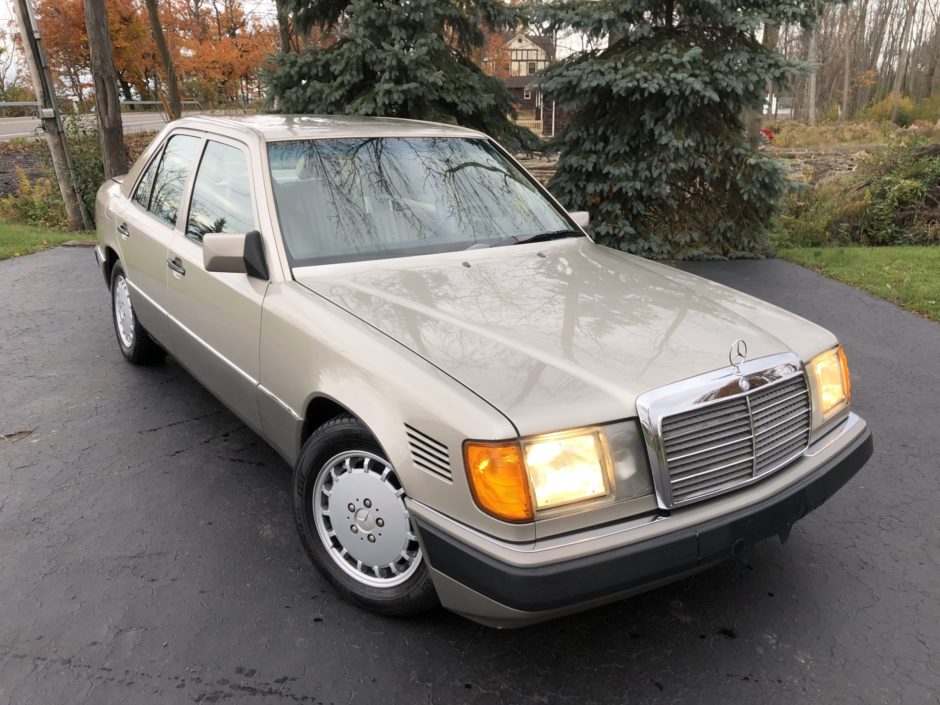 No Reserve: 1991 Mercedes-Benz 300D 2.5 Turbodiesel
