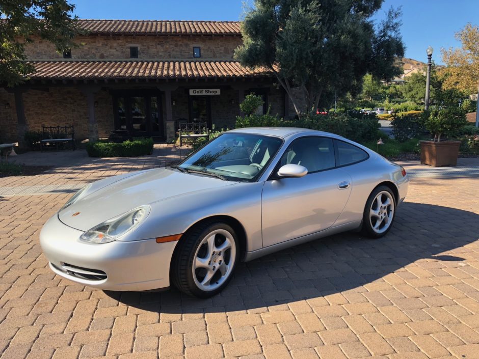 2001 Porsche 911 Carrera Coupe 6-Speed
