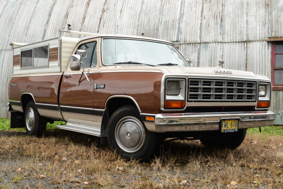 1984 Dodge RAM 250 Royal SE Prospector