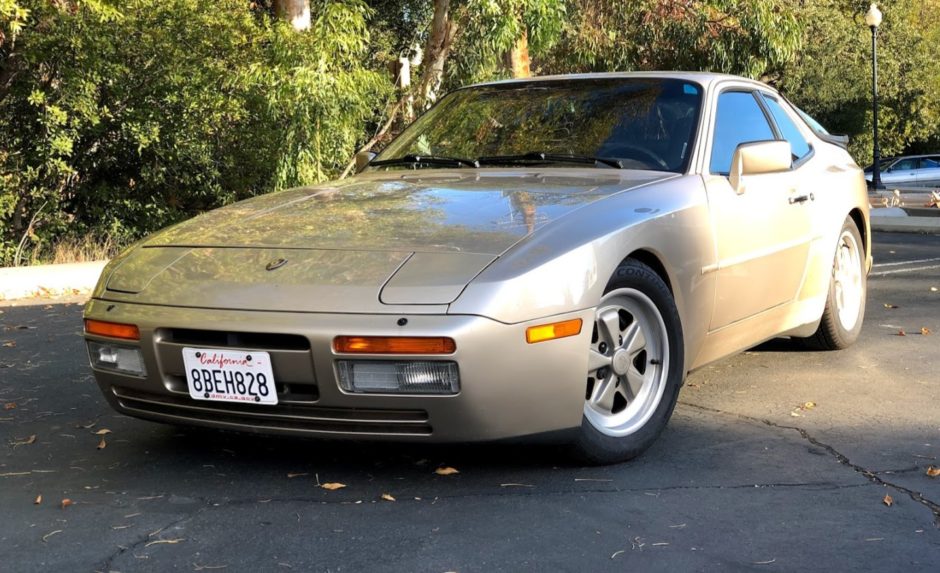 1986 Porsche 944 Turbo