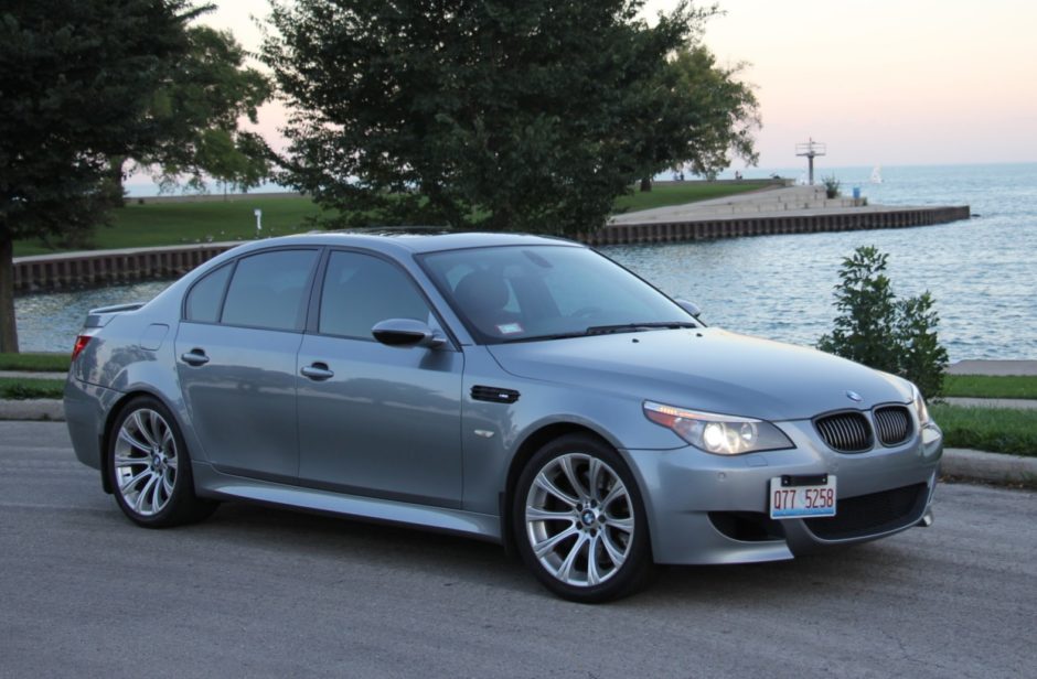 2007 BMW M5 6-Speed