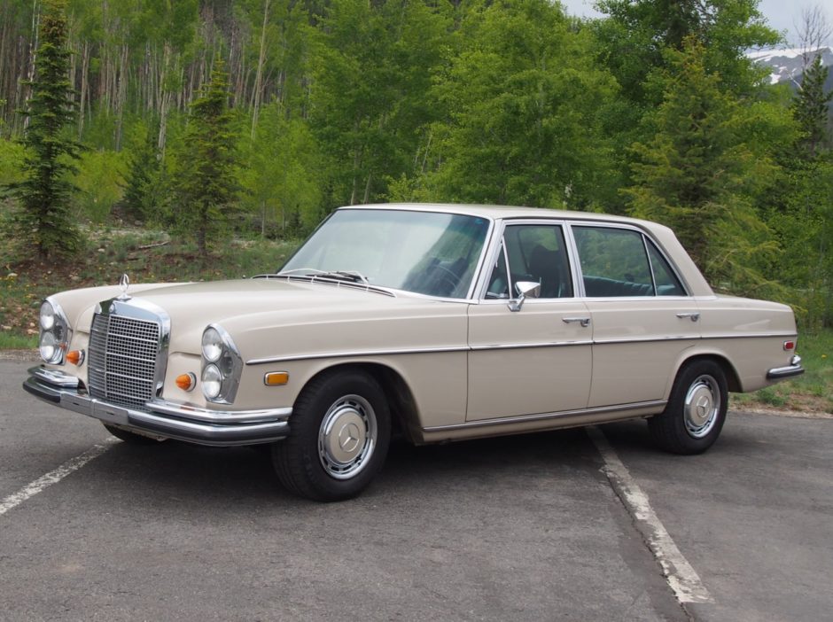 1969 Mercedes-Benz 300SEL 6.3