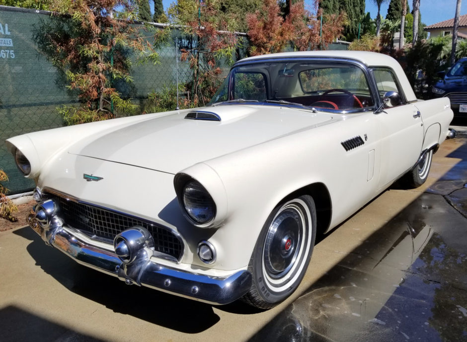 1956 Ford Thunderbird