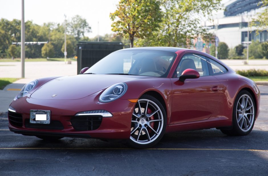2013 Porsche 911 Carrera S Coupe 7-Speed