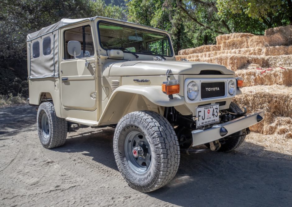 1982 Toyota Land Cruiser FJ43 Soft-Top