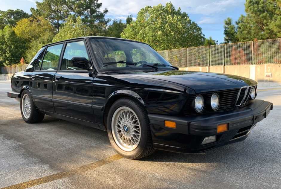 No Reserve: 1988 BMW M5
