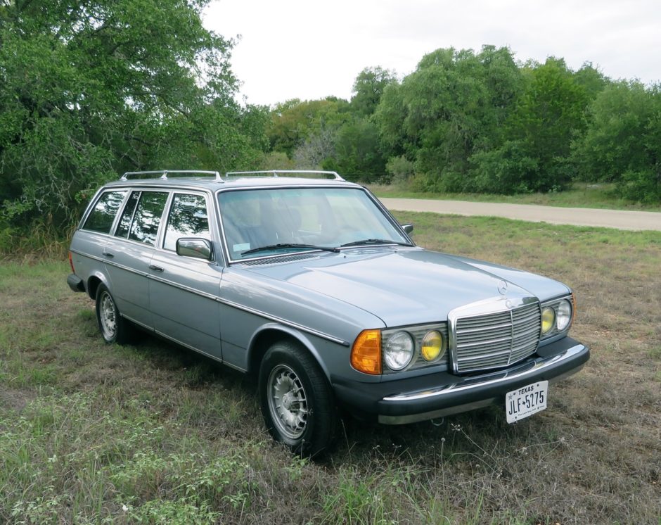 1982 Mercedes-Benz 300TD Turbo