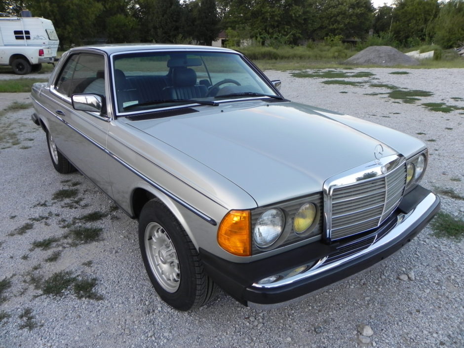 1984 Mercedes-Benz 300CD Turbo