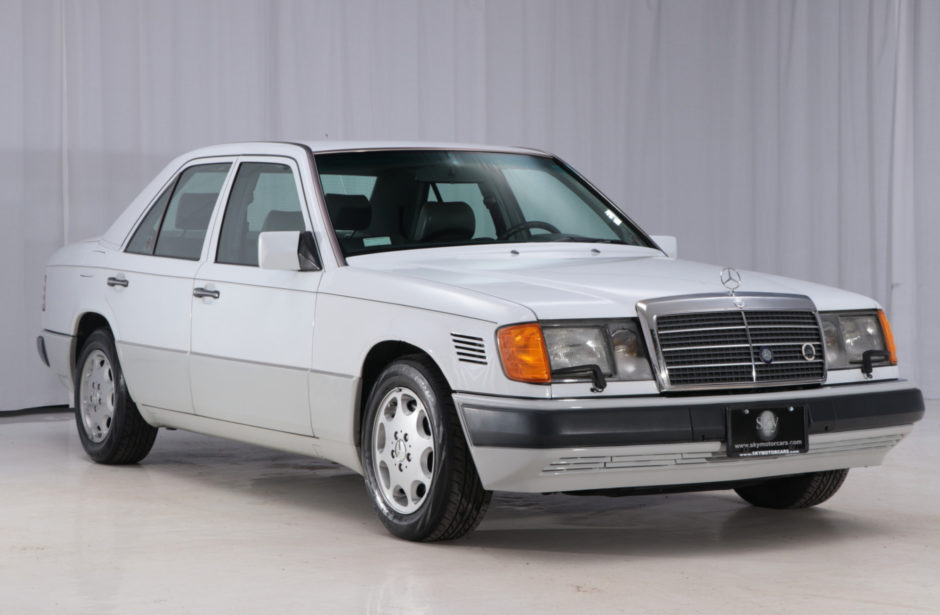 No Reserve: 1991 Mercedes-Benz 300D 2.5 Turbodiesel