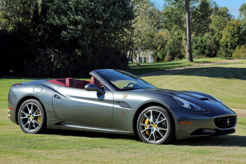 10k-Mile 2010 Ferrari California 2+2