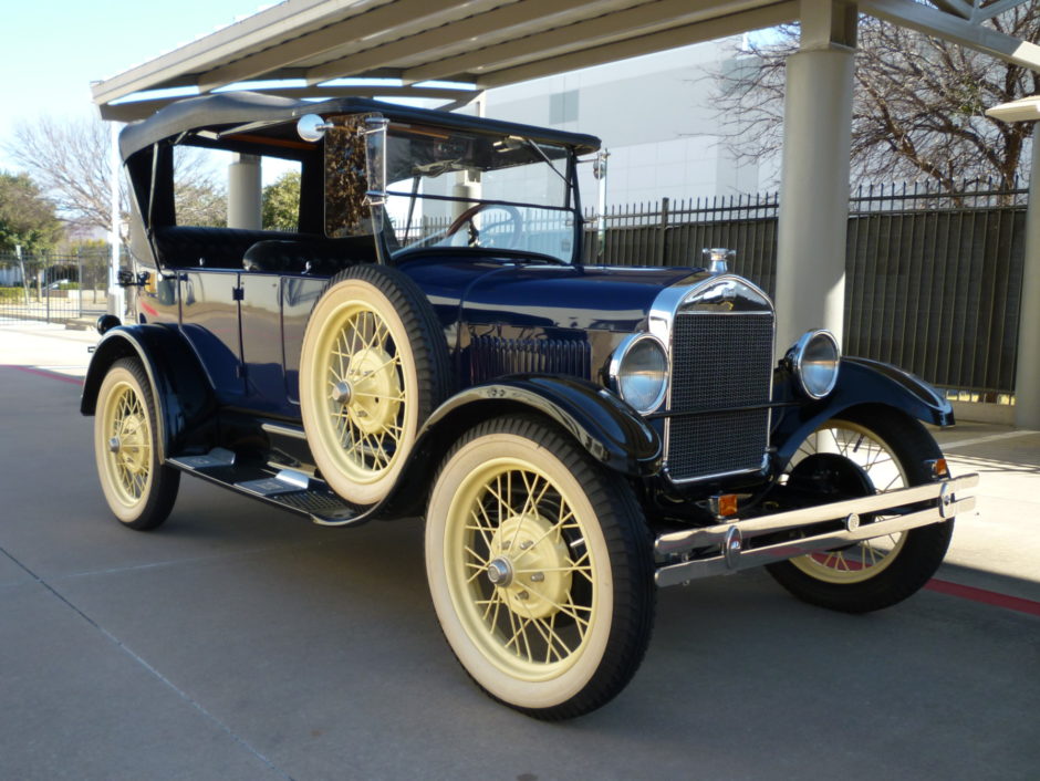 1927 Ford Model T Touring