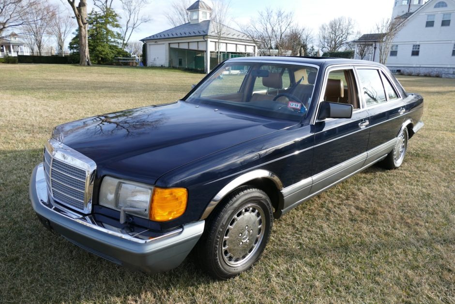No Reserve: 1986 Mercedes-Benz 560SEL
