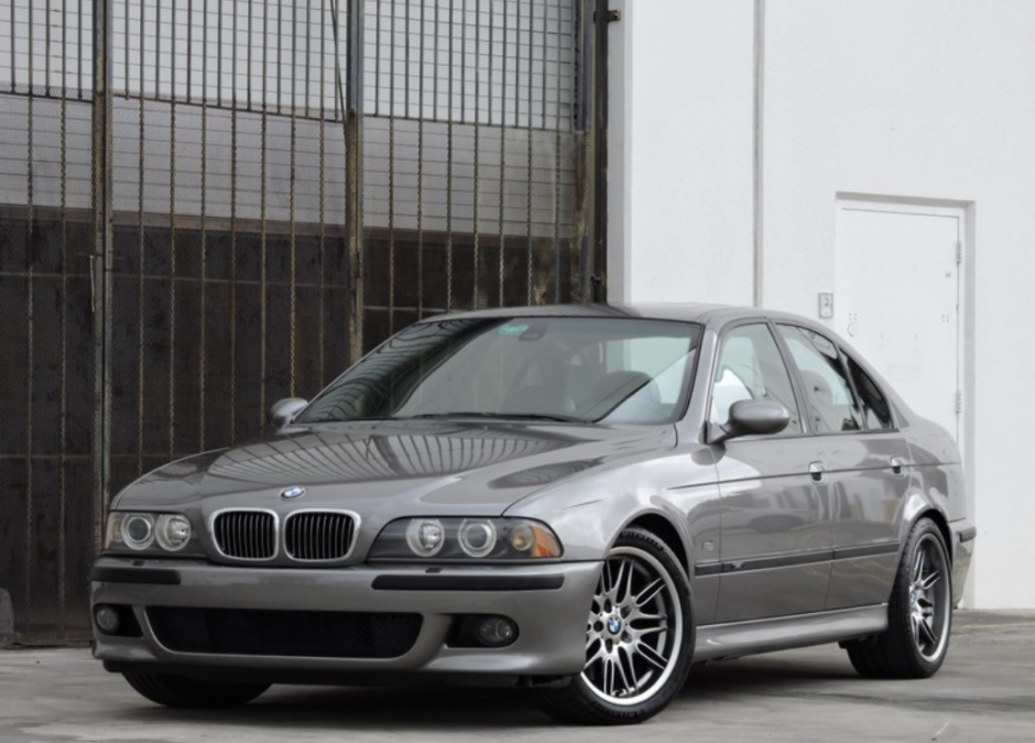 2003 BMW M5