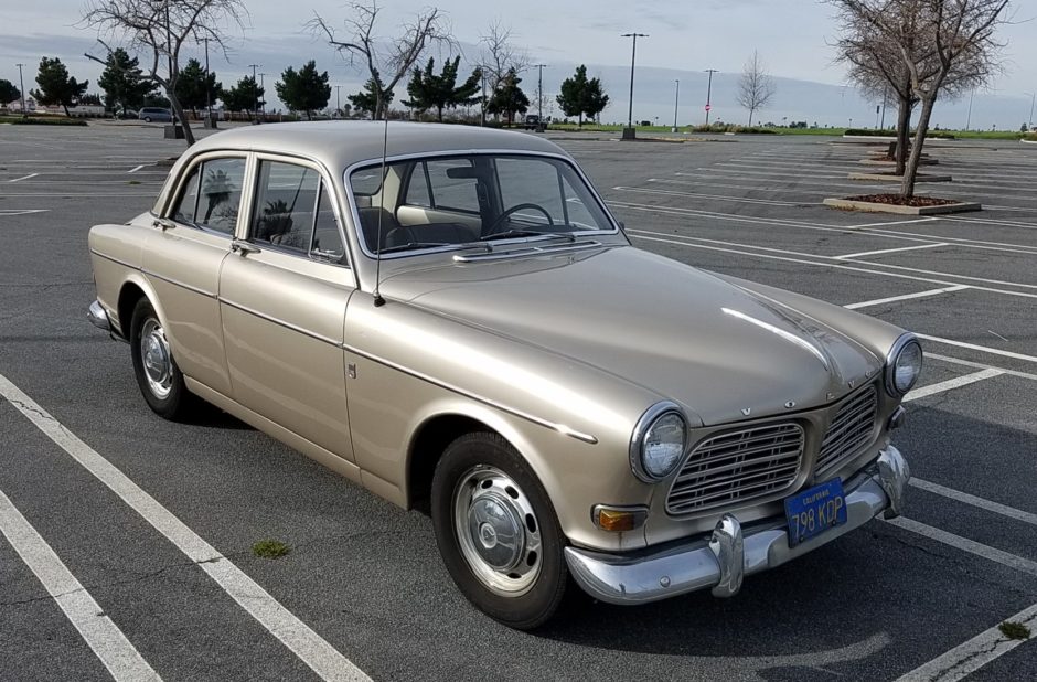 362k-Mile 1967 Volvo 122S 4-Speed