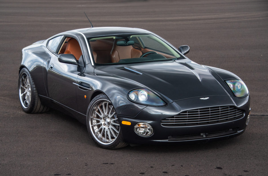 19k-Mile 2005 Aston Martin Vanquish S