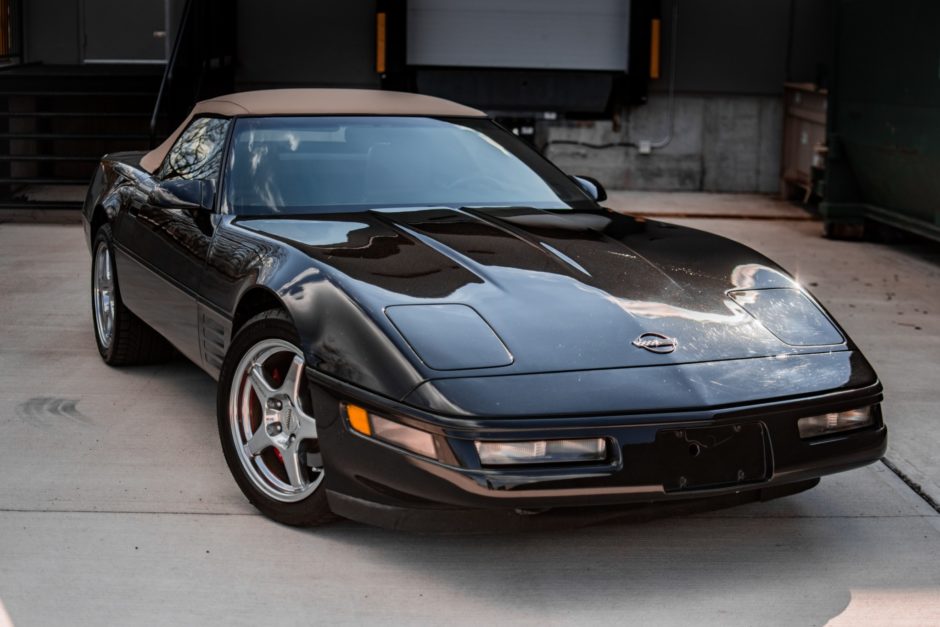 No Reserve: 27k-Mile 1991 Chevrolet Corvette Convertible 6-Speed