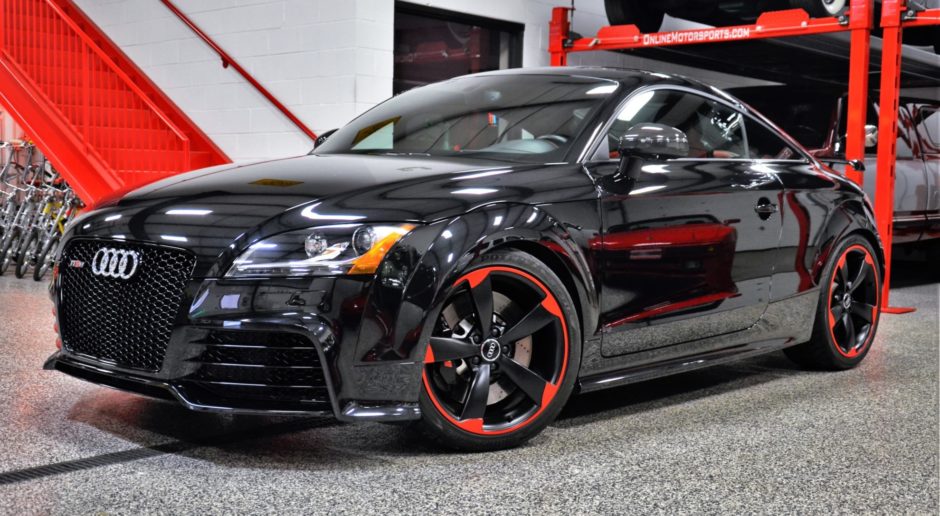 Modified 2013 Audi TT-RS