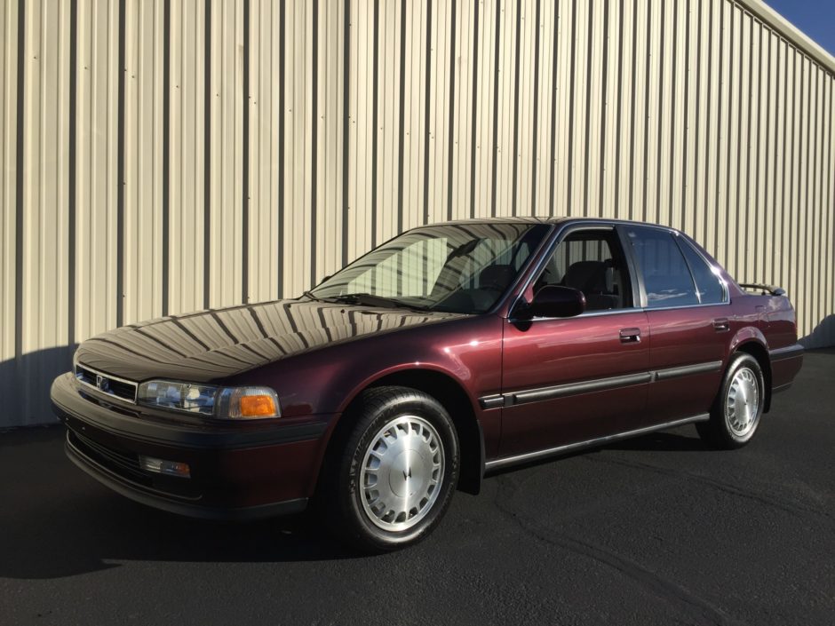 No Reserve: 1990 Honda Accord EX