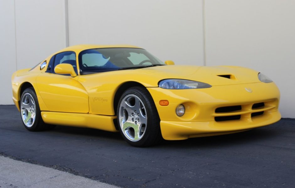 8k-Mile 2001 Dodge Viper GTS