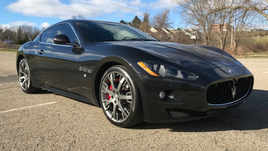 12k-Mile 2009 Maserati GranTurismo S