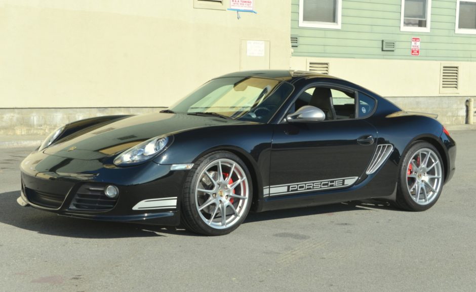 2012 Porsche Cayman R 6-Speed