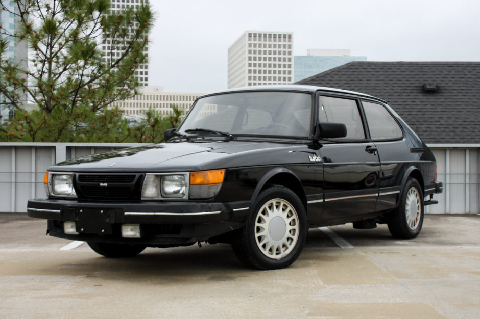 No Reserve: 1985 Saab 900 Turbo 5-Speed