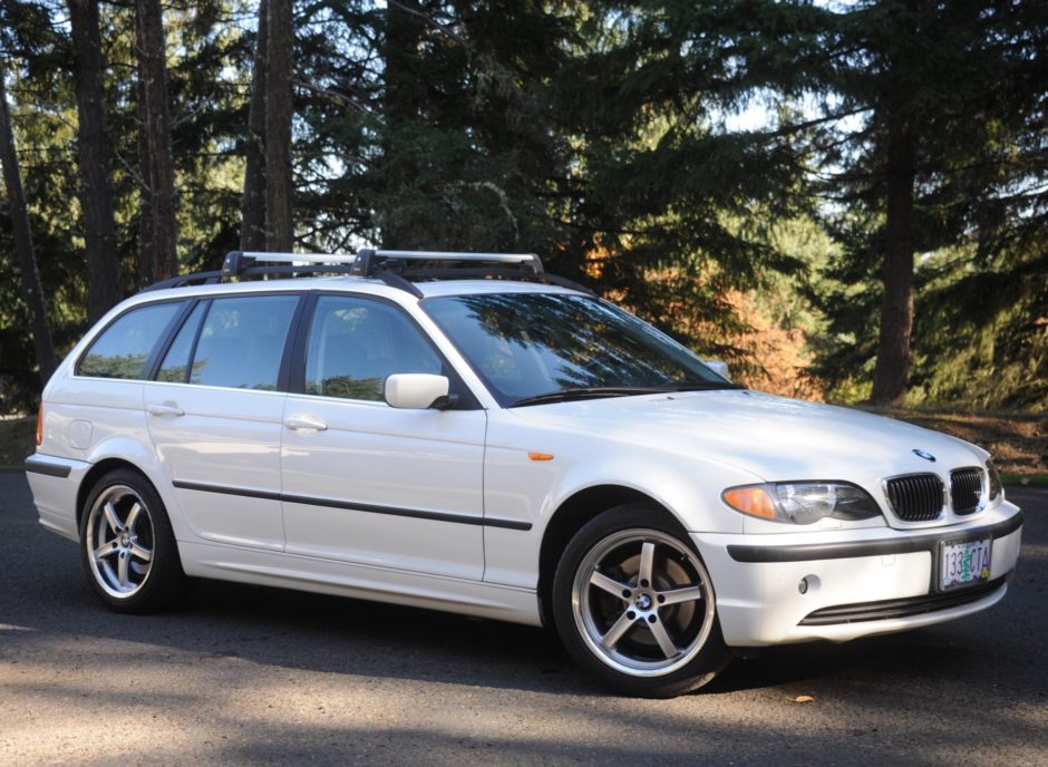 No Reserve: 2002 BMW 325xi Touring 5-Speed