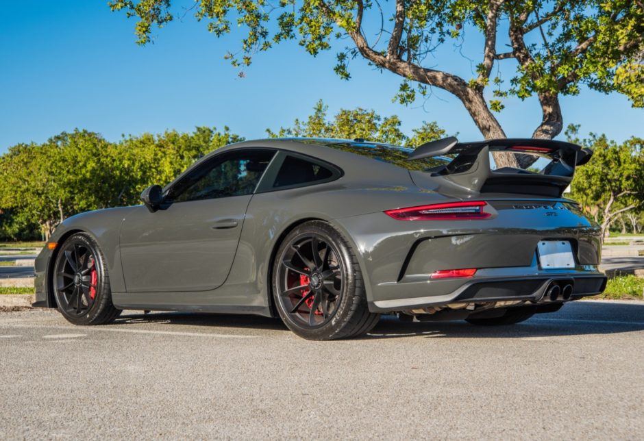 730-Mile 2018 Porsche 911 GT3 6-Speed