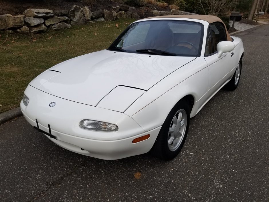 15k-Mile 1993 Mazda MX-5 Miata 5-Speed