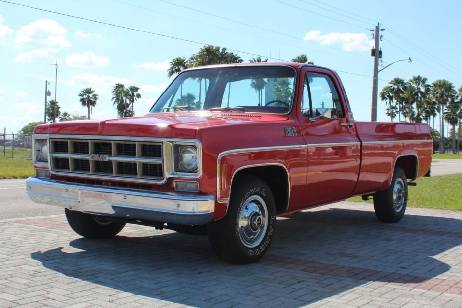 No Reserve: 53k-Mile 1977 GMC High Sierra Longbed
