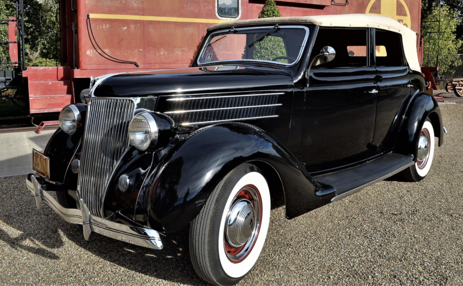 1936 Ford Model 68 Convertible Sedan